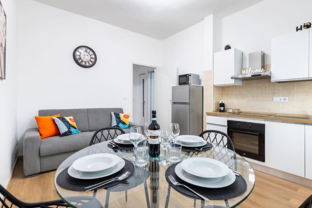 Apartment Turindora Bagian luar foto